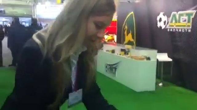 Ручной измеритель биомассы растений GreenSeeker смотреть онлайн