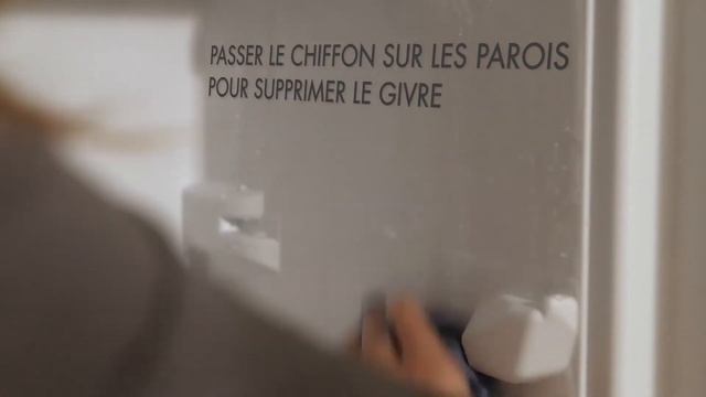 LIEBHERR SmartFrost : Jusqu'à 70% de givre en moins смотреть онлайн