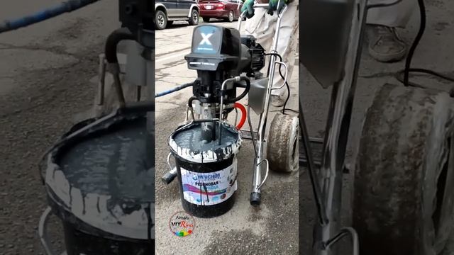 Окрасочный аппарат Dino Power X80L в работе. Видео от @user-wo2gw7un5w смотреть онлайн
