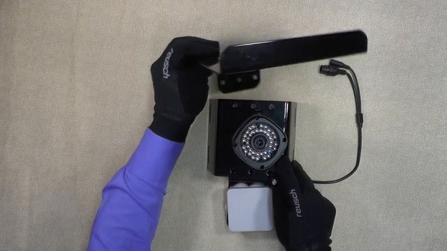 Кронштейны IPAHD STOLB для видеокамер и прожекторов на бетонные столбы смотреть онлайн