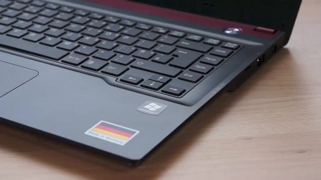 Fujitsu LifeBook UH572 Ultrabook Upgrading and Preview смотреть онлайн