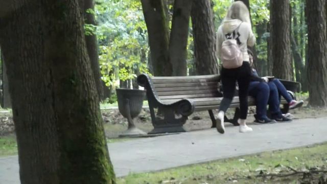 ПРАНК/СОПЛИ В ЛИЦО ПРОХОЖИМ смотреть онлайн