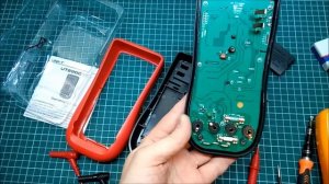 Миниобзор мультиметра UntT UT890D