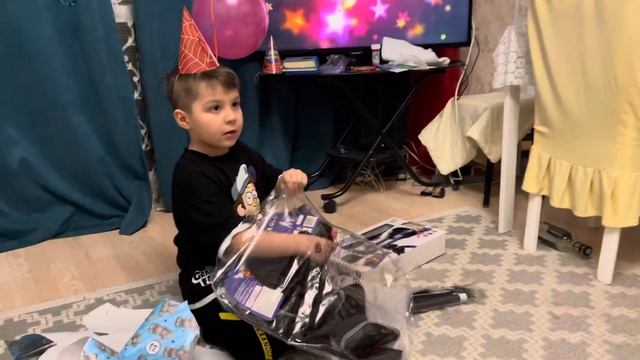 Подарки день рождения 5 лет 2022г смотреть онлайн