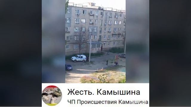 Камышин. Задержание пьяного с ножом.На улице имени Терешковойотряд ППС задержал пьяного смотреть онлайн