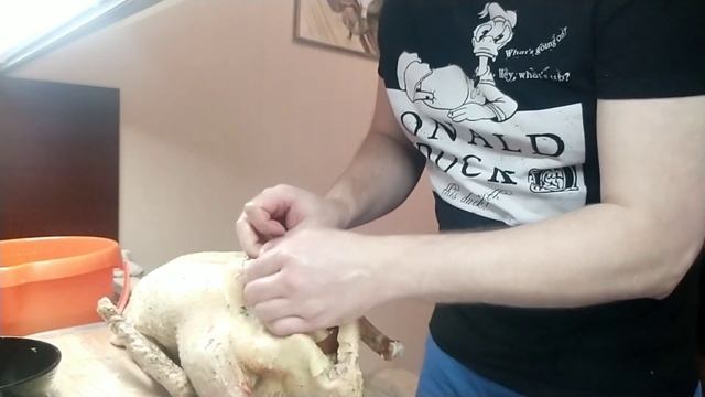 Деревенский гусь с яблоками, имбирём и специями смотреть онлайн