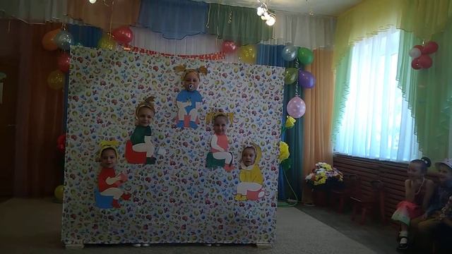 Сценка "На горшочках мы сидим" смотреть онлайн