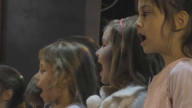 Стихотворение "Снежинка" смотреть онлайн