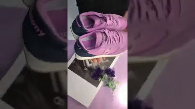 Женские кроссовки Saucony JAZZ ORIGINAL смотреть онлайн