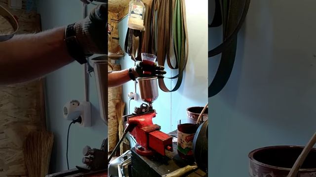 Как легко процедить краску под краскопульт смотреть онлайн