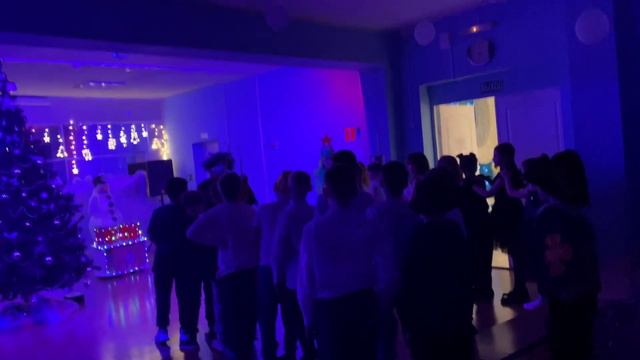 Новый год 2024 на планете Земля 🌍 3 а класс 🎄 созвездие смотреть онлайн