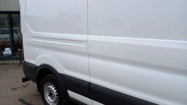Reg = KU67UDS FORD 2017 Diesel in White Color 1995 Cylinder Capacity смотреть онлайн