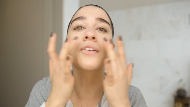 Simona Tabasco: make-up estivo ispirato a 'The White Lotus' | Segreti di Bellezza | Vogue Italia смотреть онлайн