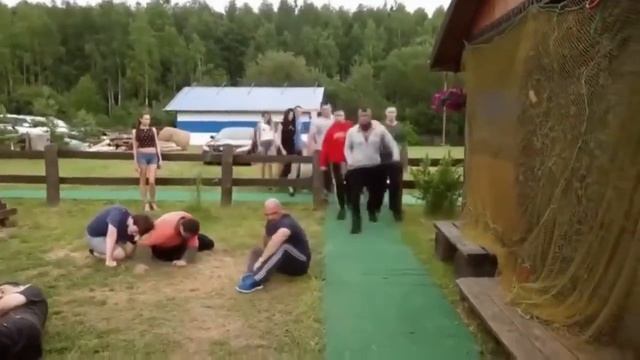 Дед всех наказал смотреть онлайн