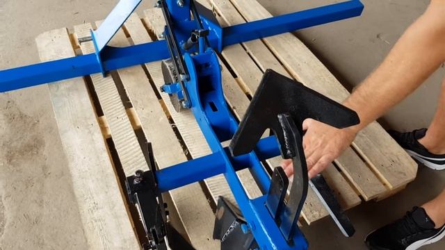 Видеообзор культиватора пропашного для междурядной обработки смотреть онлайн