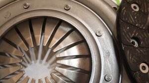 Сцепление ВАЗ 2170-2172, Приора, 1118 (диск нажим.+вед.+подш) (пр-во Luk)