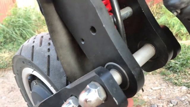 Электросамокат Ultron T108. Защита амортизаторов своими руками. Хорошо или плохо? смотреть онлайн