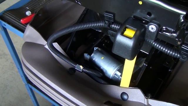 Grammer Seats - MSG95 - How to Install Compressor смотреть онлайн