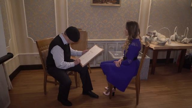 Художник рисует портреты на банкетах,мероприятиях Александр Пахомов смотреть онлайн