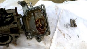 Чистка глушителя, карбюратора и трансмиссии, на Suzuki Lets 2