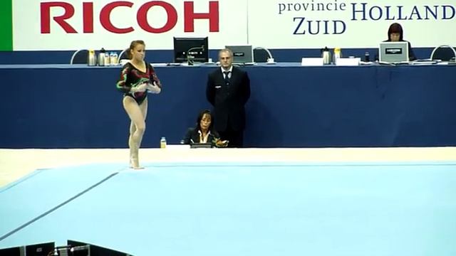 Ferrari Vanessa ITA FX qualification Worlds 2010 смотреть онлайн