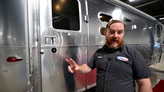 2021 Airstream Flying Cloud 25FB with Hatch | Full Service Walk Through смотреть онлайн