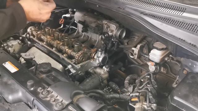 Hyundai Getz 1.4 Cylinderhead Remove