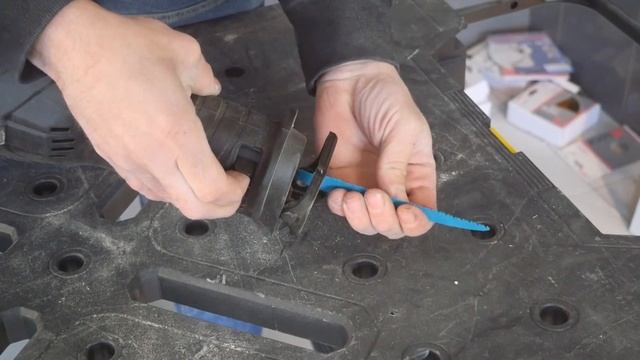 Présentation de la scie récipro 40 V - MAKITA - JR001 смотреть онлайн