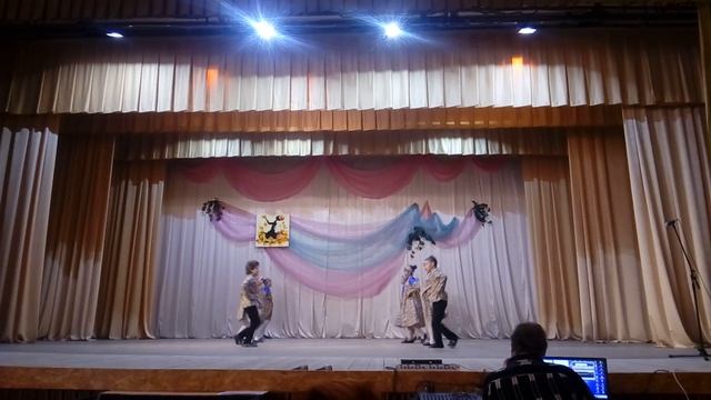 Хореографический коллектив "Крымуша" Русский народный танец плетень смотреть онлайн