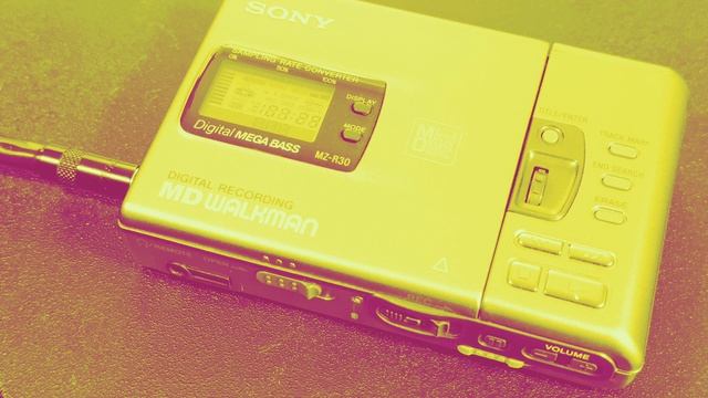 Get Off - Foxy [ Sony MD Walkman MZ-R30 Portable MiniDisc Player Presentation ]