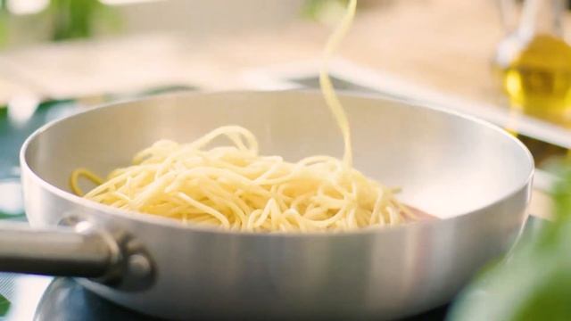 BARILLA - Spaghetti With Basilico Sauce | RECIPE