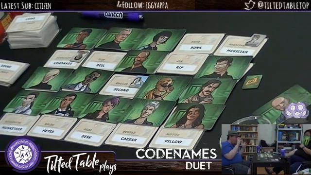 Tilted Table Plays Codenames: Duet смотреть онлайн