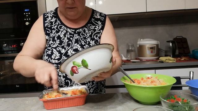 Оладьи с брусничным вареньем