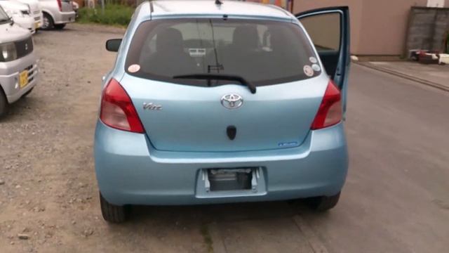 Видео-тест автомобиля Toyota Vitz (голубой, KSP90-5005730) смотреть онлайн