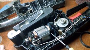 Ремонт ленточной шлифмашинки Skil Clic 560 ватт. Работает рывками.