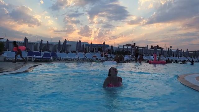 Летняя резиденция Санторини в Краснодаре // SANTORINI смотреть онлайн