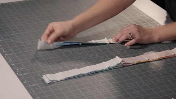 Easy Bargello Quilt Tutorial - Midnight Quilter Angela Walters