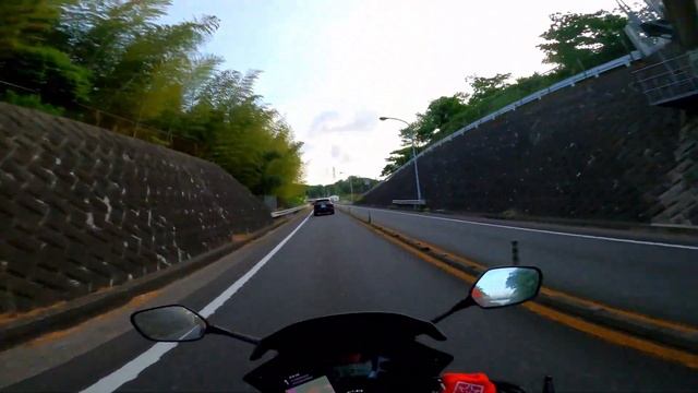 I Broke It!  2014 Honda CBR400r Windscreen!