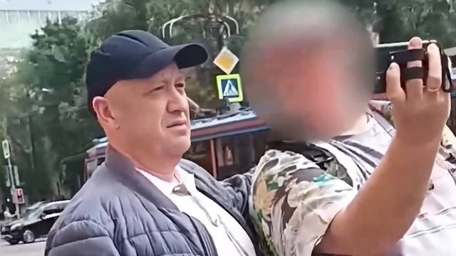 Пригожин пообещал устроить подполковника запаса, который попросился к нему на работу вчера на почте: смотреть онлайн