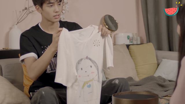 霸道總裁嫌棄灰姑娘親手畫的衣服醜，下一秒卻忍不住偷偷跑進廁所穿上耍帥！ep5 смотреть онлайн