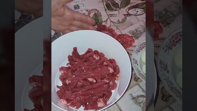 Сочная подлива из говядины! смотреть онлайн