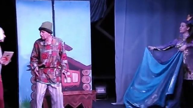 "Смилуйся, государыня рыбка!". Старик читает рэп. смотреть онлайн