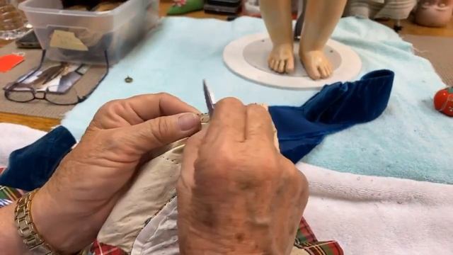 Doll Costume Alterations at Turn of the Century Antiques смотреть онлайн