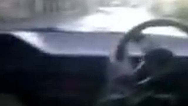 Дай по рулю Супер прикол смотреть онлайн