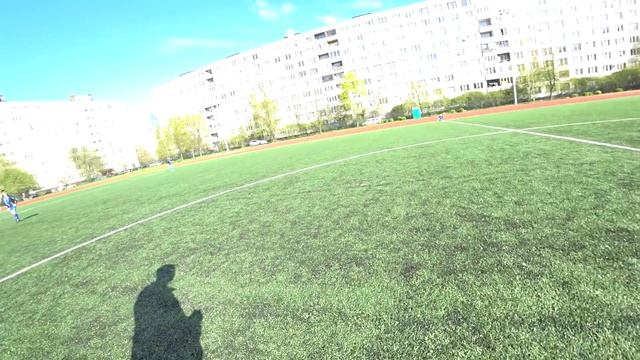 Футбол100м: "Разминка с мячом"+"Пас ударом"+"Заяц и Волк" = старшие (ТРЕНИРОВКА НА БОЛЬШОМ ПОЛЕ) смотреть онлайн