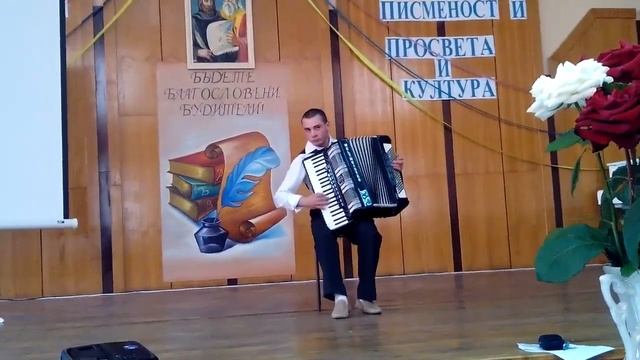 The Jolly Caballero by P. Frosini - Evgenii Iusiumbeli | Весёлый Кабальеро П. Фроссини - Е.Юсюмбели смотреть онлайн