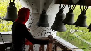 Ксения Звонарева, колокольный звон в Марфо-Мариинской обители