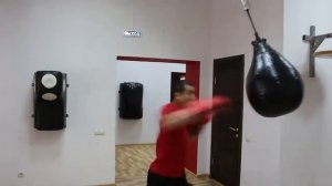 Работа на боксерской груше "Капля"