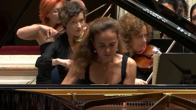 Frédéric CHOPIN - Krakowiak for piano and orchestra Opus 14 by Karin LECHNER Brussels 4th June 202 смотреть онлайн