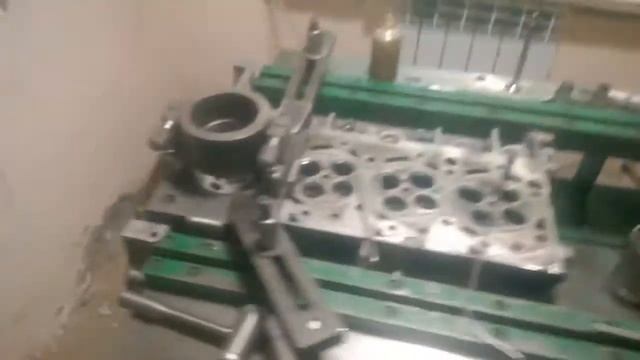 Правильные фаски седла клапана, на приспособлении прецизион смотреть онлайн